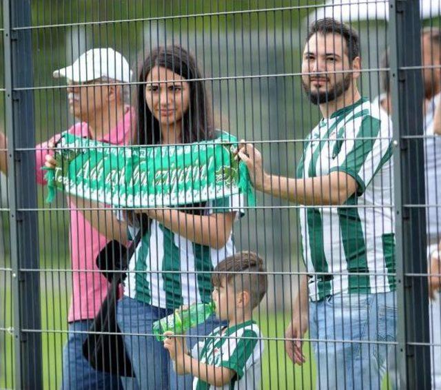 Bursaspor, Özel Maçta Hamburg’La Yenişemedi 1-1