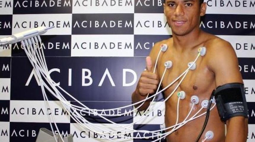 Kayserisporlu Vanderley Sağlık Kontrolünden Geçti