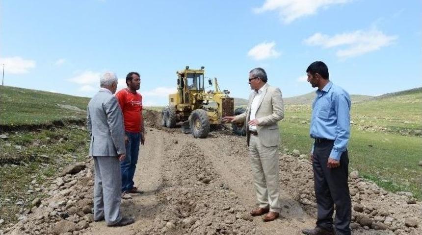 Vali Deniz, &ldquo;benim De Bir Evim Var&rdquo; Projesi Kapsamında Yaptırılan Evleri Ziyaret Etti