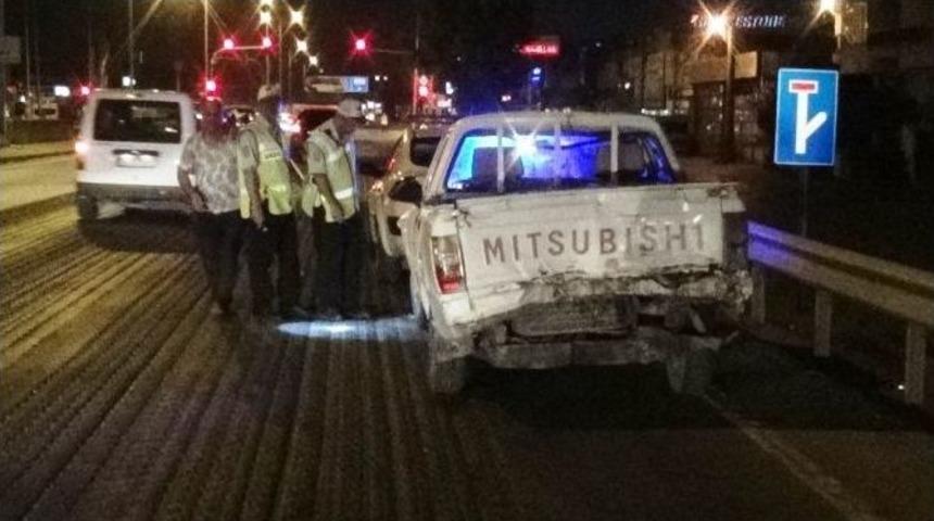 Sakarya D-100&rsquo;de Zincirleme Trafik Kazası: 5 Yaralı