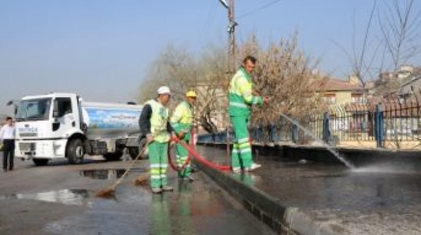 Mamak&rsquo;ta K&ouml;şe Bucak Temizlik