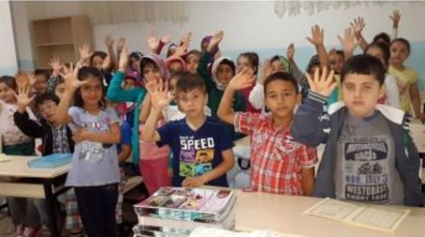 Yaz Okulları &Ouml;ğrencilerle Doldu Taştı