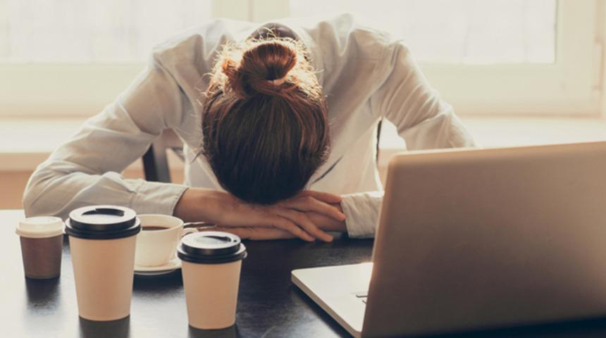 S&uuml;rekli yorgun ve halsiz hissedenler: Derdinizin &ccedil;&ouml;z&uuml;m&uuml; elinizin altında