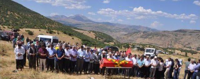 Suruç'taki Saldırıda Ölen Günebakan, Elazığ'da Toprağa Verildi