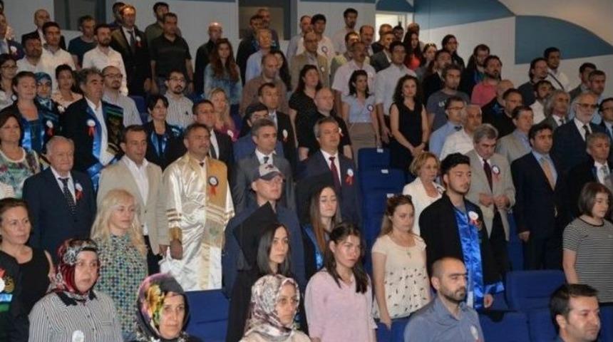 İzzet Baysal Vakfı Dereceye Giren &Ouml;ğrencileri &Ouml;d&uuml;llendirdi