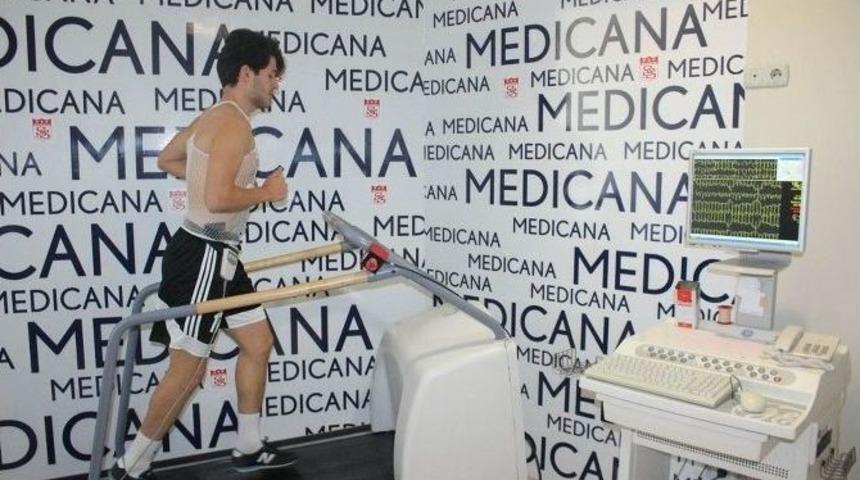 Sivas Belediyespor&rsquo;da Futbolcular Sağlık Kontrol&uuml;nden Ge&ccedil;ti