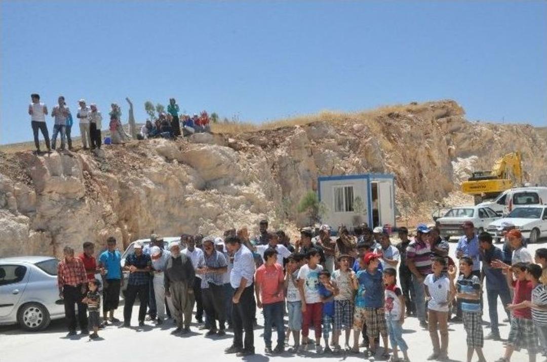 K&ouml;yl&uuml;lerden, Taş Şantiyesi Kaldırılsın Eylemi