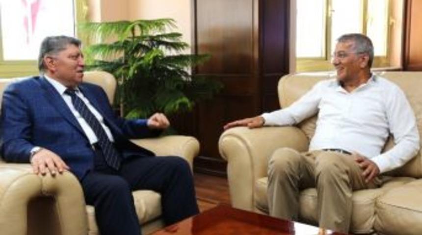 Başkan Tarhan’dan Mersin Emniyet Müdürüne Ziyaret