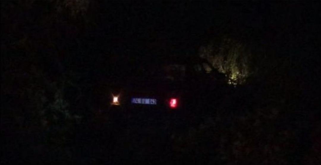 Alkoll&uuml; S&uuml;r&uuml;c&uuml; Otomobiliyle Irmağa U&ccedil;tu