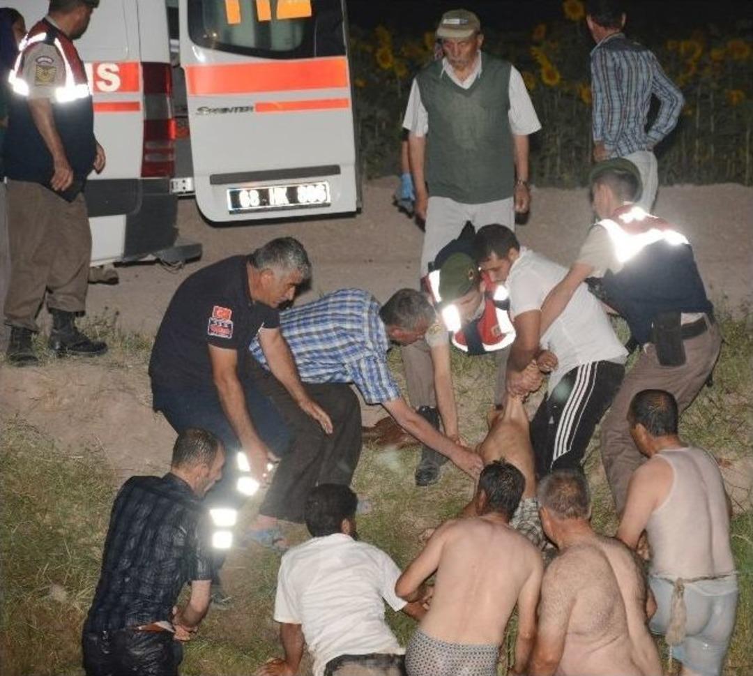 İki &Ccedil;ocuk Kanalda Boğularak Can Verdi