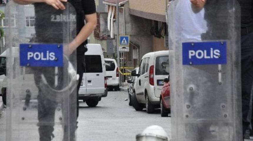 Ter&ouml;r Operasyonunda &Ccedil;atışma &Ccedil;ıktı: 1 &Ouml;l&uuml;