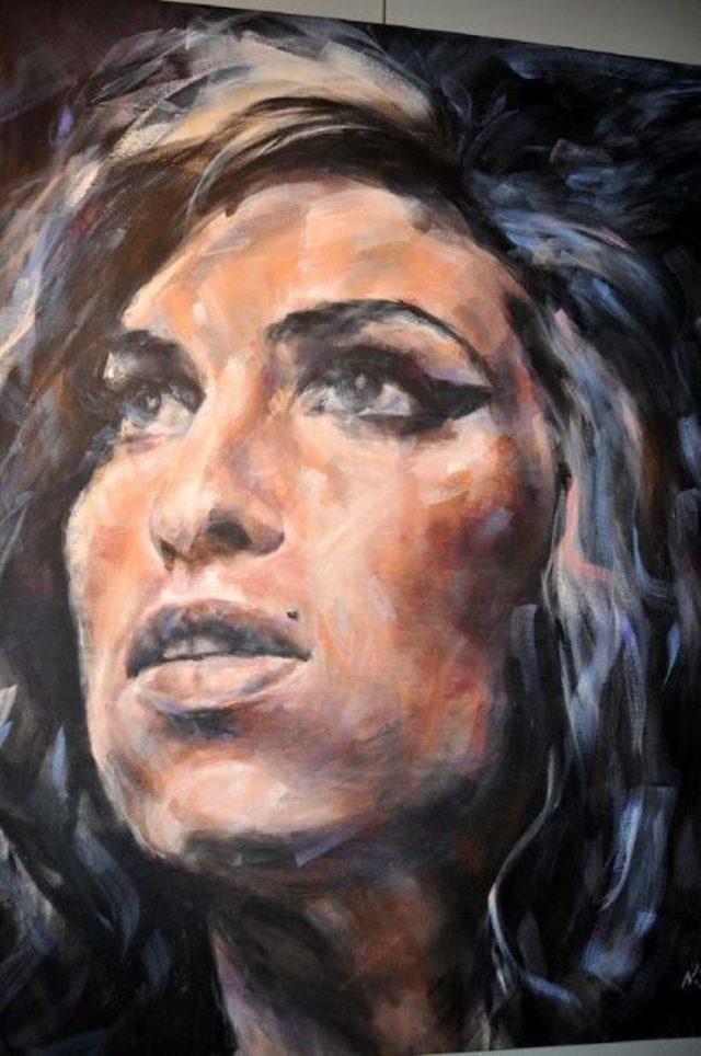 Amy Winehouse Anısına Kaş'ta Sergi