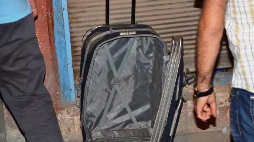 Ş&uuml;pheli &Ccedil;anta Korkuttu