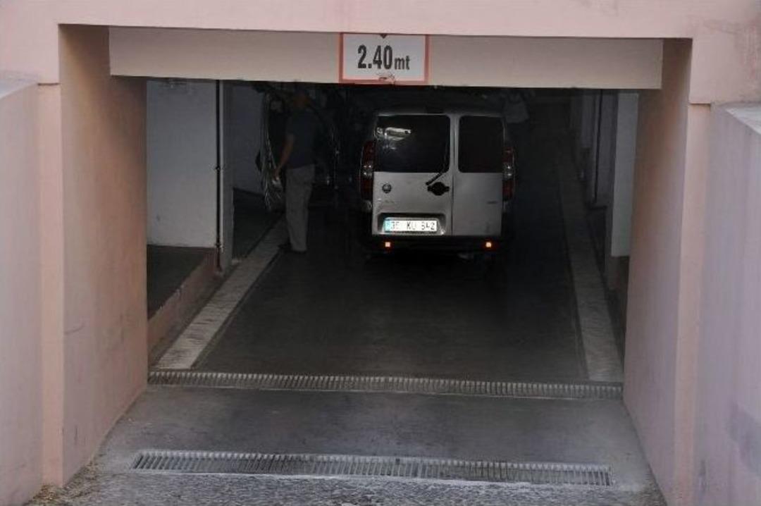 İzmir&rsquo;de Paralel Yapı Ve Pkk Operasyonu