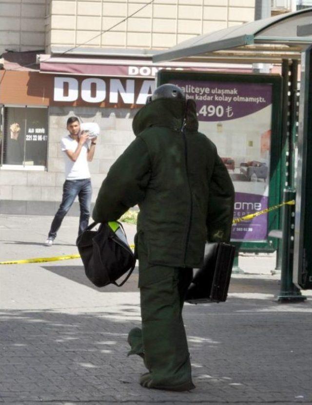 Otobüs Durağındaki Çanta, Korkuya Neden Oldu