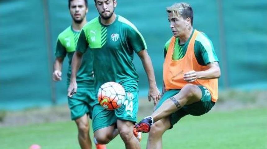 Bursaspor'da Yarım G&uuml;nl&uuml;k Moral Izni