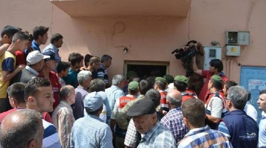 Altın Madeni &Ccedil;ed Toplantısında 'tutanak' Gerginliği