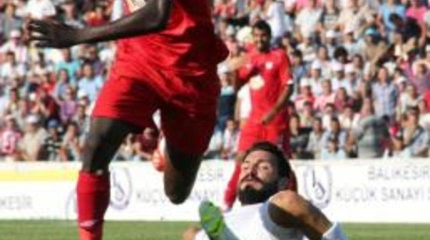 Balıkesirspor Lalawele'nin Transferini Askıya Aldı
