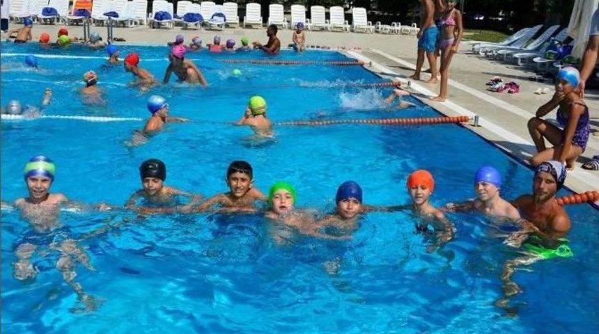 Yıldırım&rsquo;da Yaz Sporlarına B&uuml;y&uuml;k İlgi