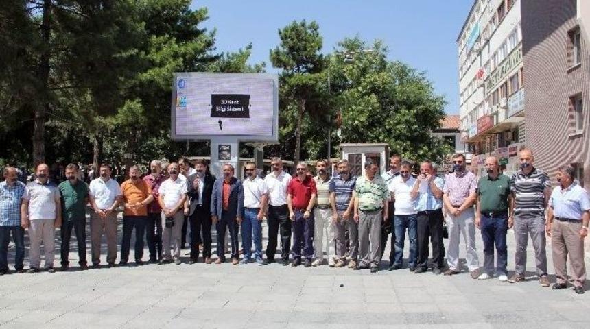 Ter&ouml;re Sessiz Tepki, Kardeşliğe Vurgu