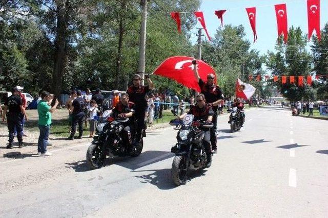 Yunusların ‘kırkpınar’ Özel Gösterisi Nefes Kesti