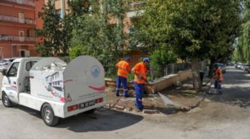 Altındağ Sabunlu Sularla Yıkanıyor