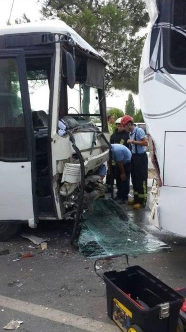 Denizli’de Otobüsler Kaza Yaptı: 7 Yaralı