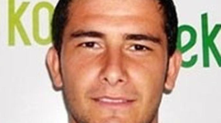 Gen&ccedil; futbolcu silahlı &ccedil;atışmada &ouml;ld&uuml;