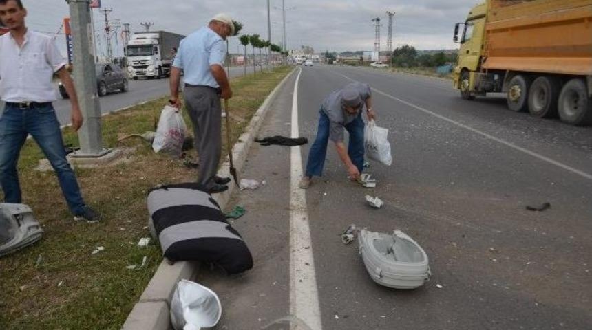 Otomobil Direğe &Ccedil;arptı: 2 Yaralı