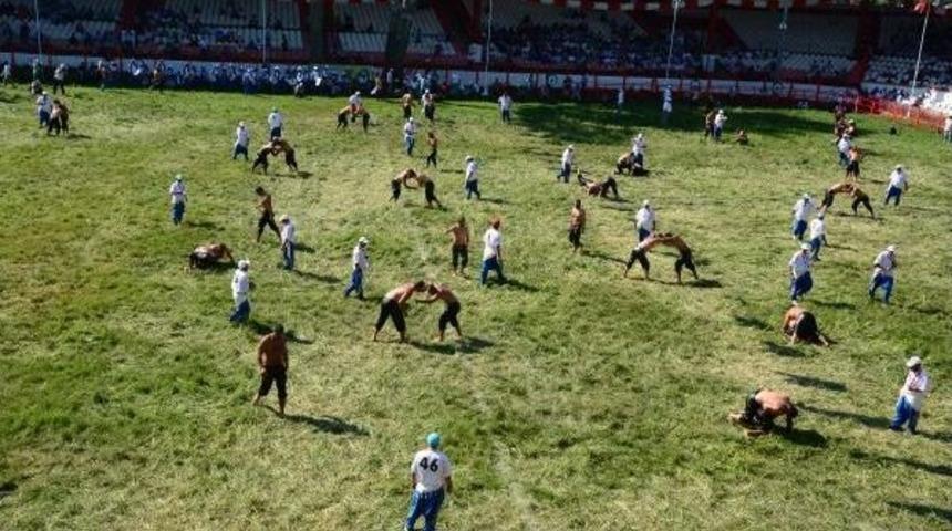 Kırkpınar&rsquo;Da Ikinci G&uuml;n Heyecanı Başladı