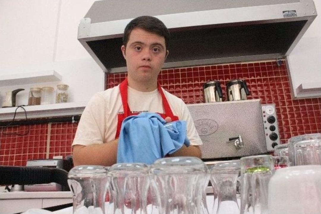 Bu Kafe &Ccedil;ok &Ouml;zel