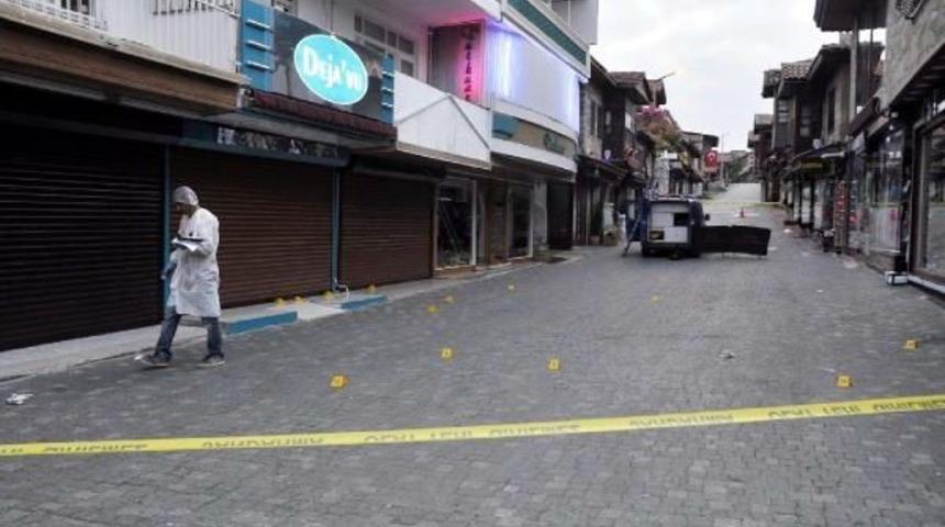 Manavgat'ta Silahlı Kavga: 3 Yaralı