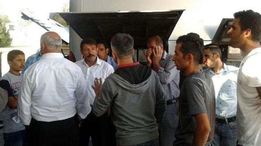 Otob&uuml;s Arıza Yaptı Yolcular 8 Saat Bekledi