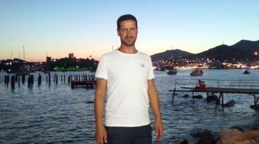 İkiz &Ccedil;ocuklarını G&ouml;remeden Kazada Hayatını Kaybetti