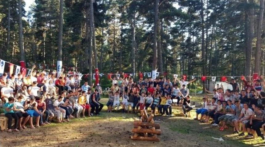 Yaz Kampında Coşku Dorukta