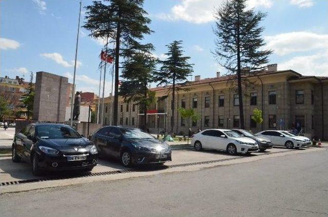 Eskişehir Valiliği’nde Güvenlik Önlemleri Arttırıldı