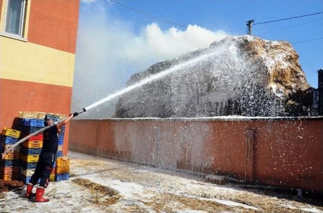 Malatya&rsquo;da Saman Y&uuml;kl&uuml; Tır Yandı