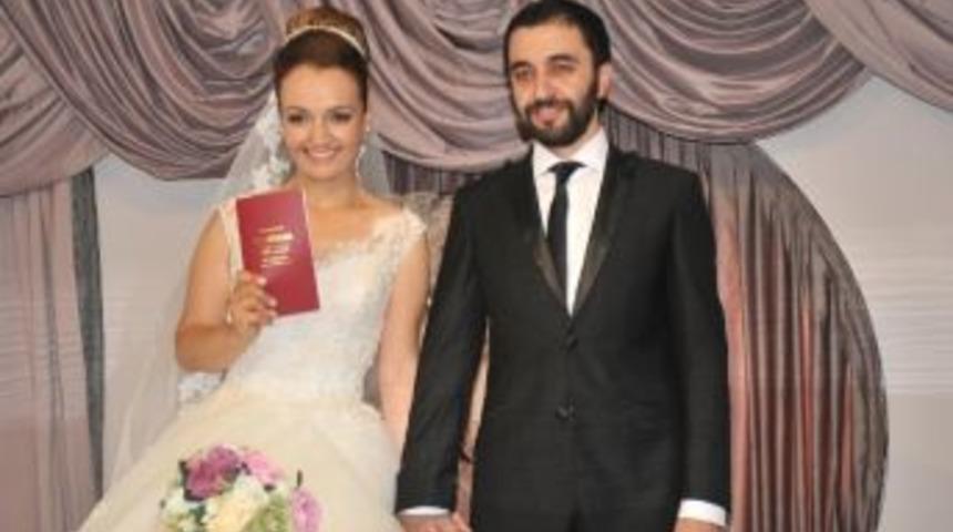 Eskişehir&rsquo;li Gazetecinin Mutlu G&uuml;n&uuml;