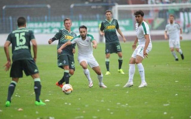 Özel Maçta Bursaspor-Borussia Mönchengladbach: 2-2