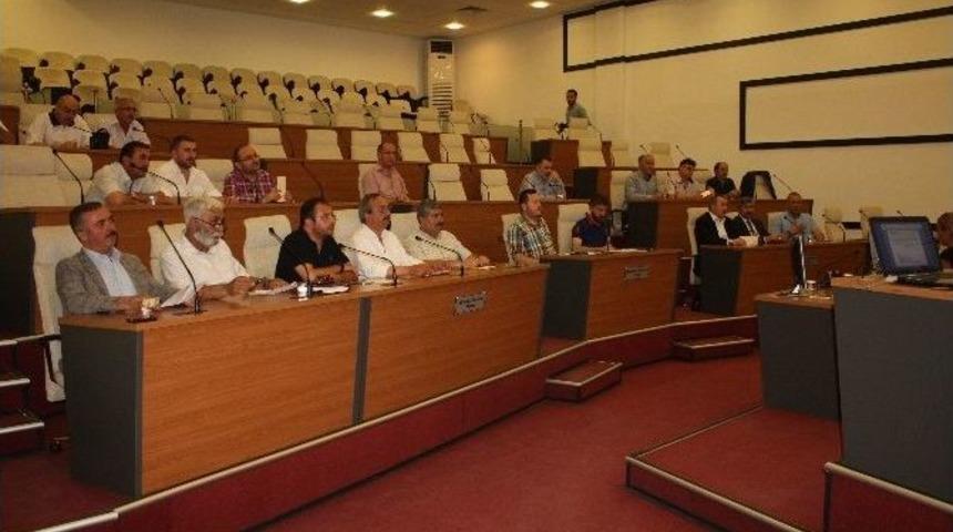 Belediye Meclisi 5 Cami Yerini Maliyeye Verecek