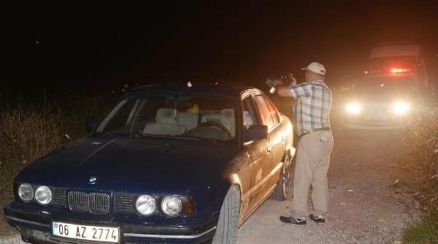 Otomobili Jandarma Ekibinin &Uuml;zerine S&uuml;ren 4 Ş&uuml;pheli G&ouml;zaltına Alındı