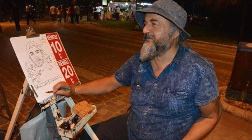 45 Yıldır Parkta &Ccedil;izdiği Portrelerle Guinness'i Hedefliyor