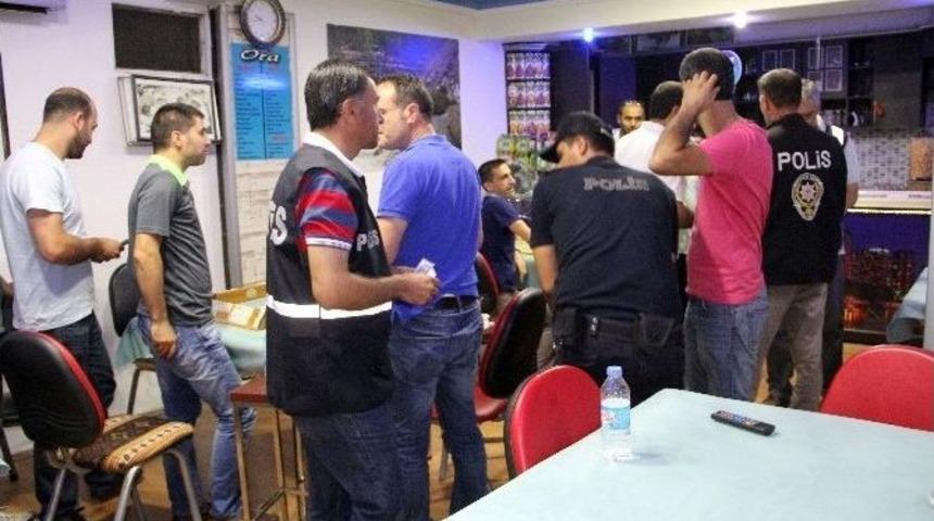 Elazığ&rsquo;da Yaklaşık Bin Polisle Asayiş Uygulaması Yapıldı