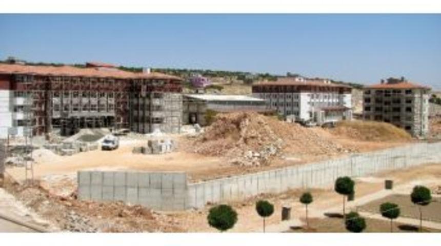 Araban&rsquo;da &Ccedil;ok Programlı Lisenin İnşaatı Hızlandı