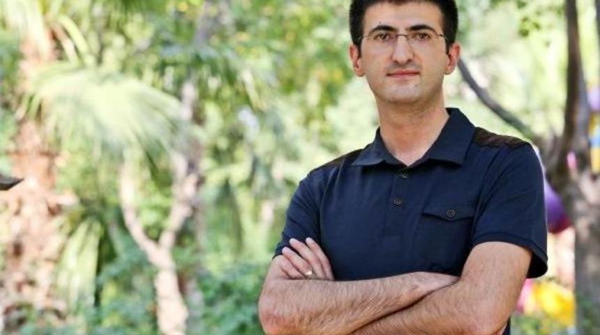 Milletvekili Olamayan Teğmen &Ccedil;elebi, Pilot Olacak