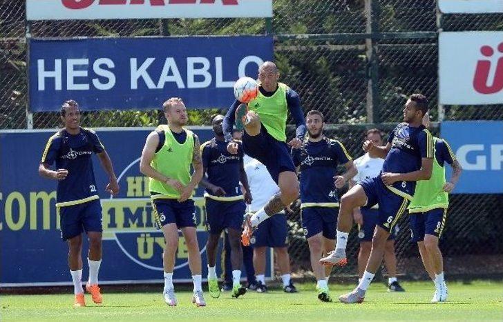 Fenerbahçe, Shakhtar Donetsk Maçı Hazırlıklarını Sürdürdü G4
