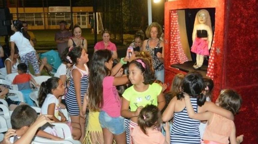 Ayvalık Belediyesi&rsquo;nden &Ccedil;ocuklara &Uuml;cretsiz Kukla G&ouml;sterisi