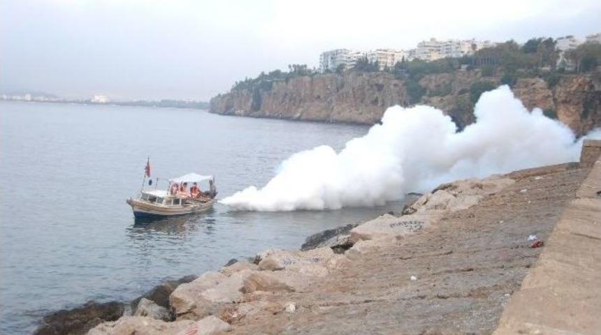 B&uuml;y&uuml;kşehir Belediyesi Falezleri Denizden İla&ccedil;lıyor