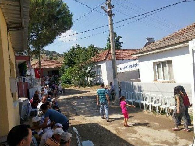 Şehit Astubayın Salihli'deki Baba Ocağına Ateş Düştü (2)