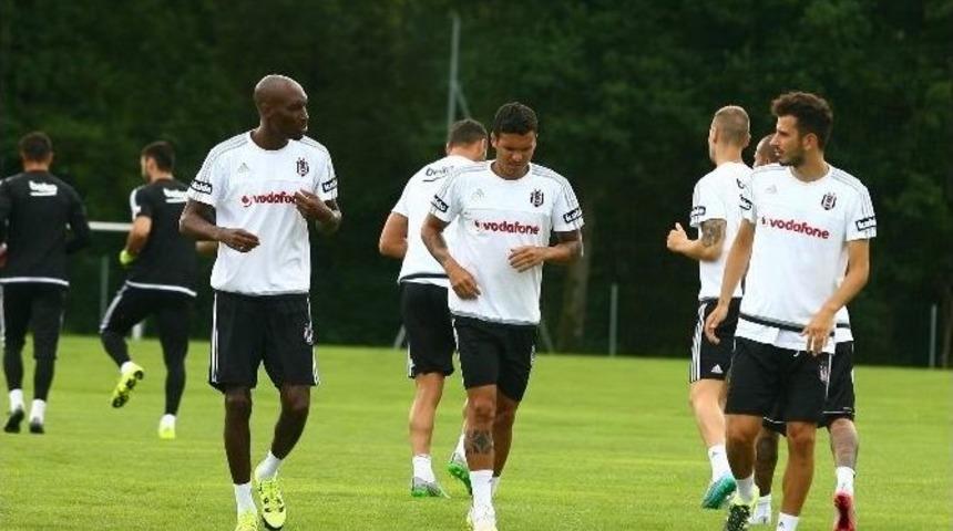 Beşiktaş Yeni Sezon Hazırlıklarını Sürdürüyor